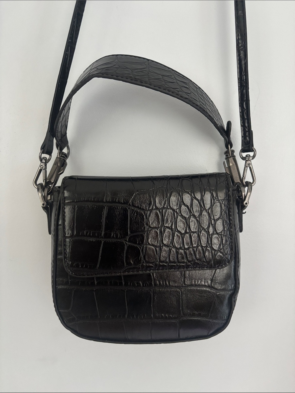 Zara Black Croc-Embossed Crossbody Bag